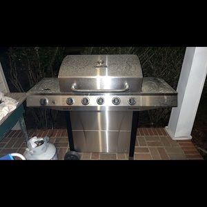 Grill 5 burner char broil MUST PICK UP